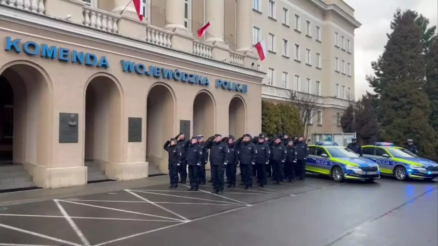 Podkarpaccy policjanci oddali cześć zmarłemu asp. szt. Mateuszowi Biernackiemu